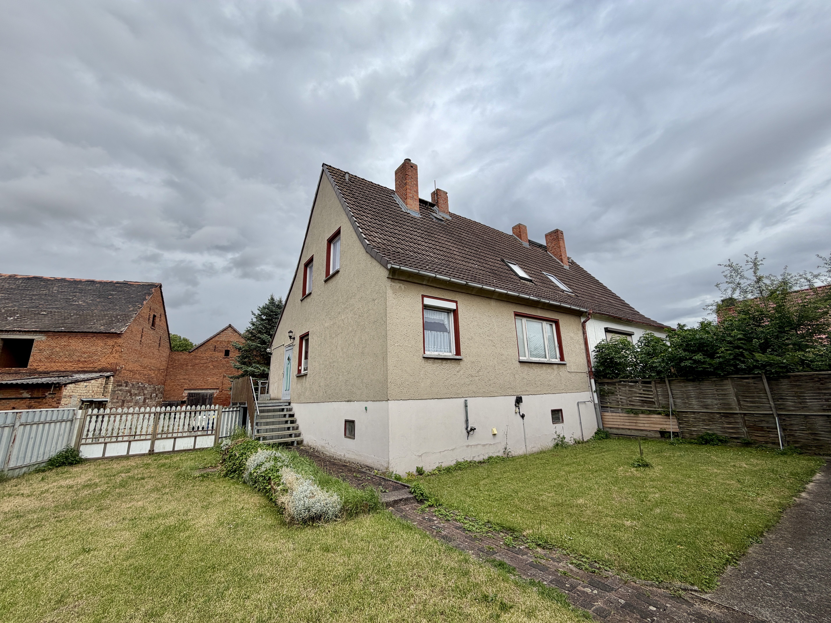 Wohnhaus Garten