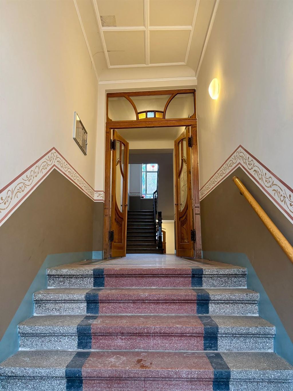 Hauseingang (Treppenhaus)