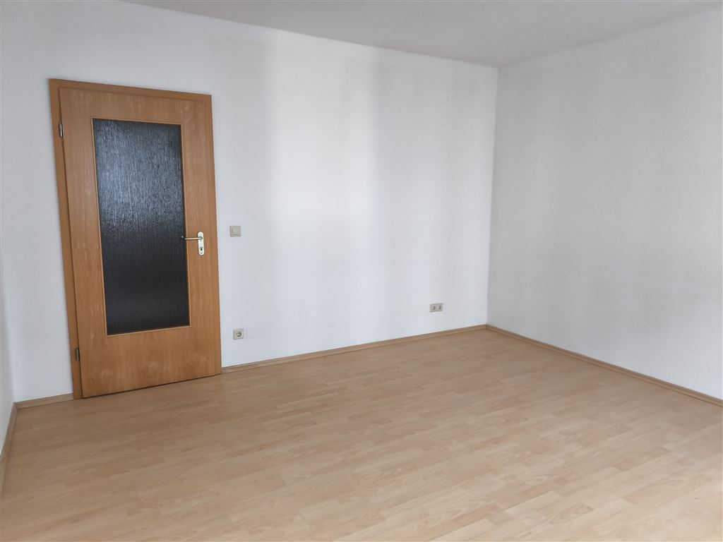 MIT BALKON & SCHÖNEM MIETERGARTEN -Tolle 2-Raum Whg. ruhig und grün, Bad mit Fenster, Balkon - Foto 5