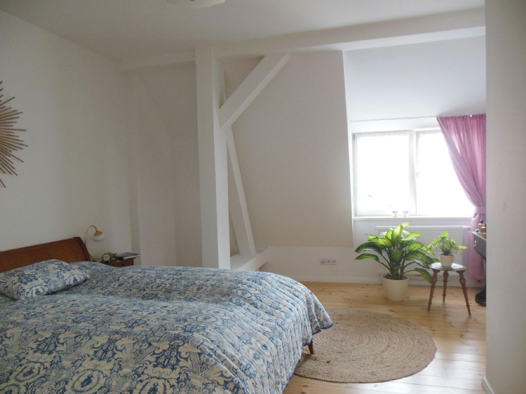 Wunderschöne 4-Zi. Maisonette Whg. mit Dachterrasse | 2 Bäder | Dielenboden | Cabriofenster - Foto 5