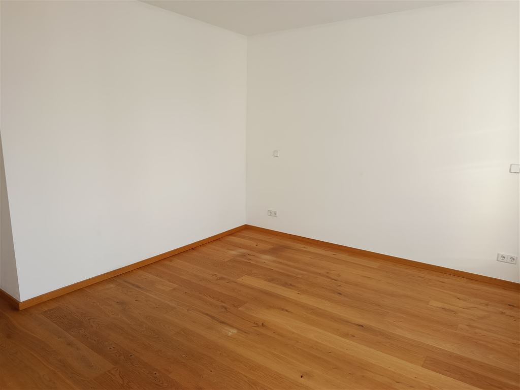Wohnen in Schönefeld | 2,5 -Zi. Whg mit offener Küche | Balkon | LIFT im Haus - Photo 2