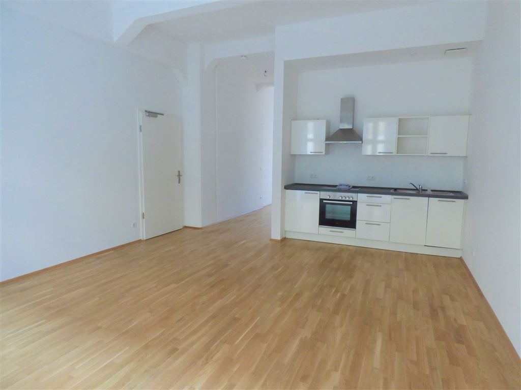 Wohnen im Denkmal: Loft-Atelier m. Terrasse | Aussenjalousien | EBK | Parkett m. FBH | Stellplatz - Photo 4