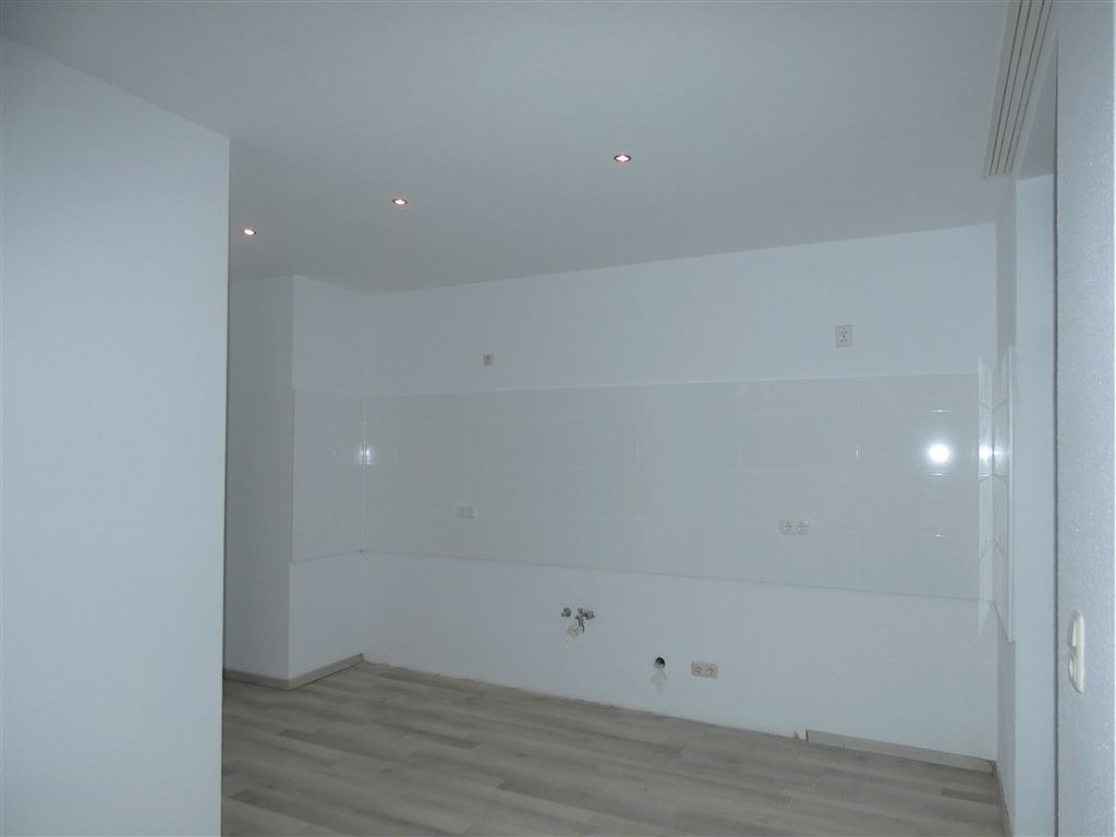 2-Zi.-Whg. | große Wohnküche | Balkon | gute Verkehrsanbindung - Photo 1