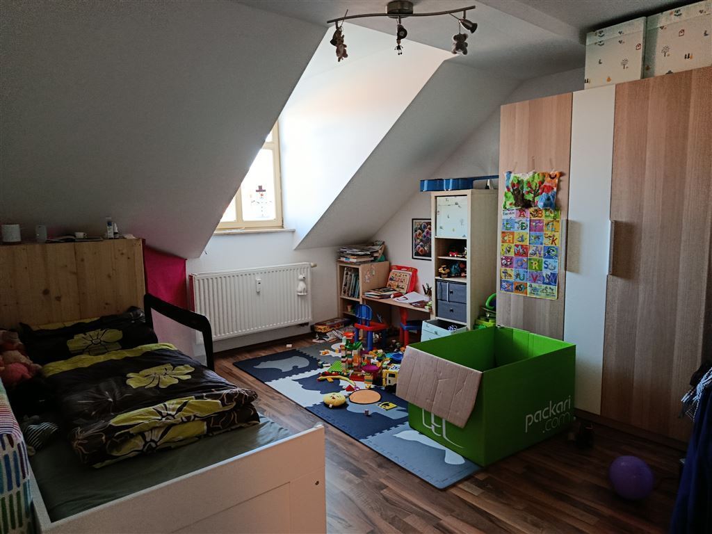 3 Zi.-Whg.in Grimma | neues Laminat | Bad mit Wanne und Dusche,| Balkon | Stellplatz möglich! - Photo 2