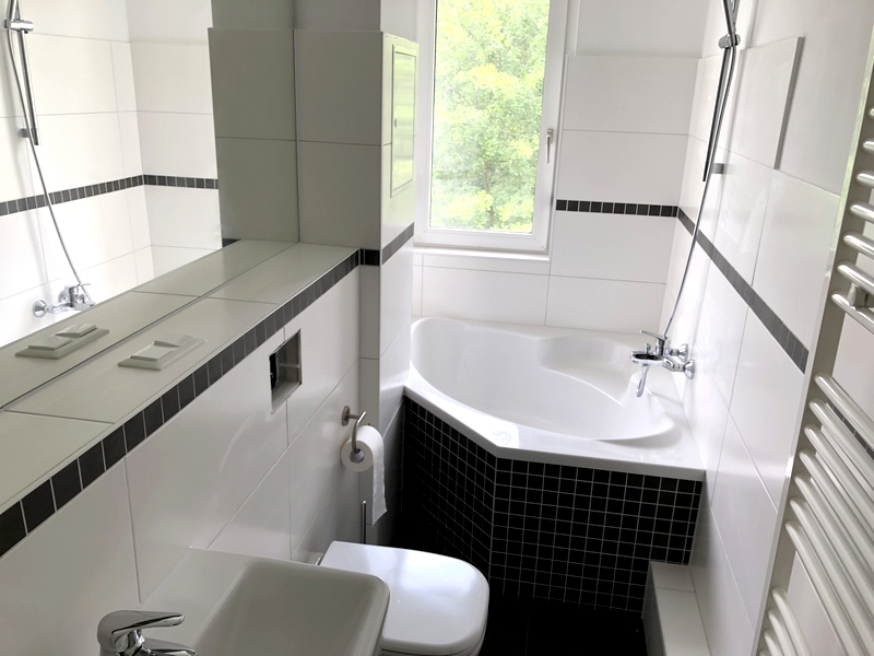 Markkleeberg | 3 Zi-Whg. | Bad mit Fenster | Eckbadewanne | EBK | sehr schön Saniert! - Foto 2